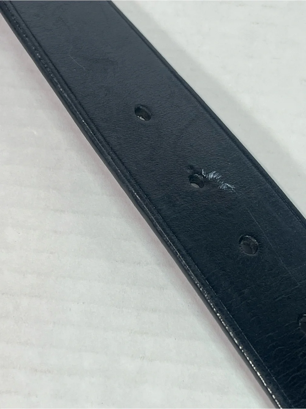 Coach Men's Black Leather Belt with Silver-Tone Buckle - Picture 6 of 7
